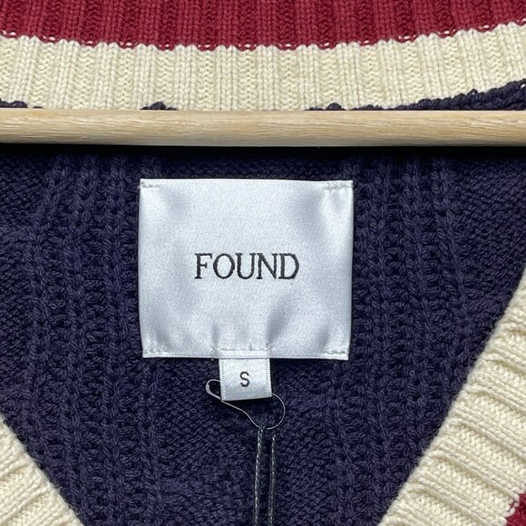 V-Neck Cricket Cable Knit Sweater In Navy By FOUND Size Small - Picture 2 of 6
